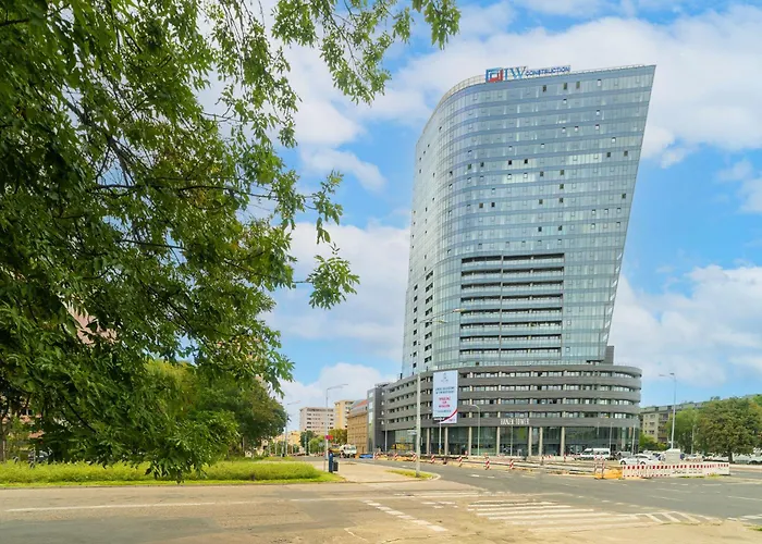 Margi Smart Hanza Pool Sauna * شتشيتسين